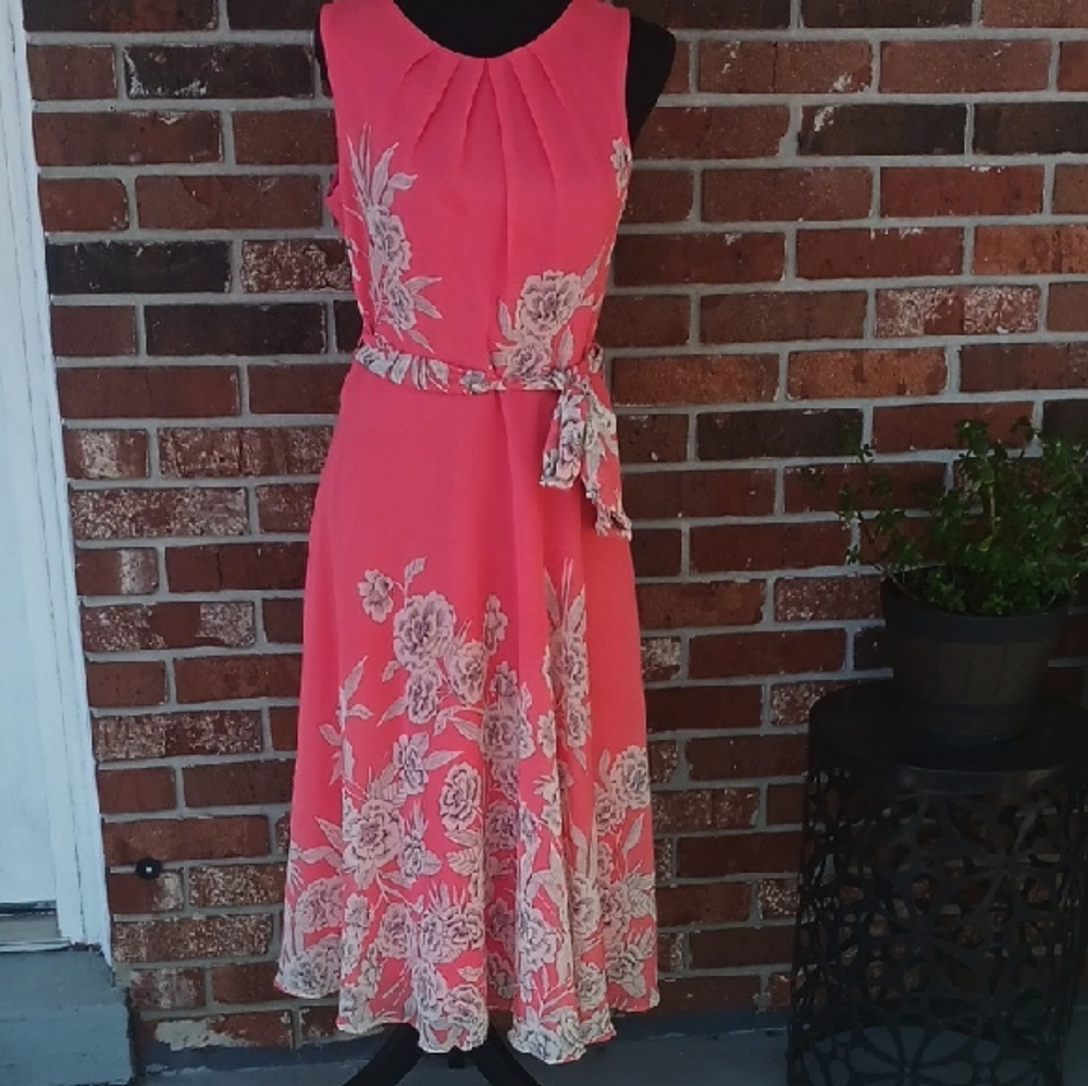 SPECIAL 2/$25 Floral Pink Dress
